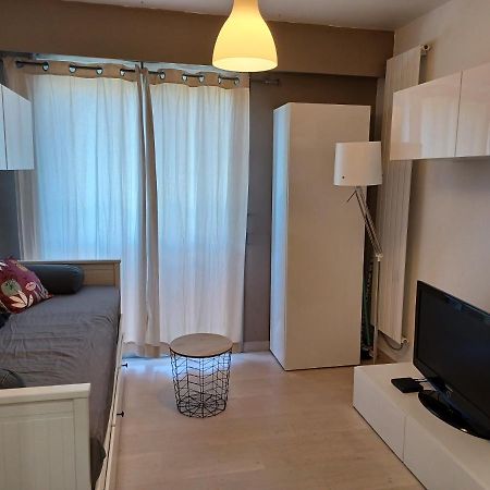 Studio A Nice Avec Piscine ภายนอก รูปภาพ