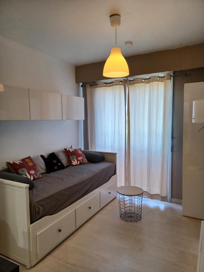 Studio A Nice Avec Piscine ภายนอก รูปภาพ
